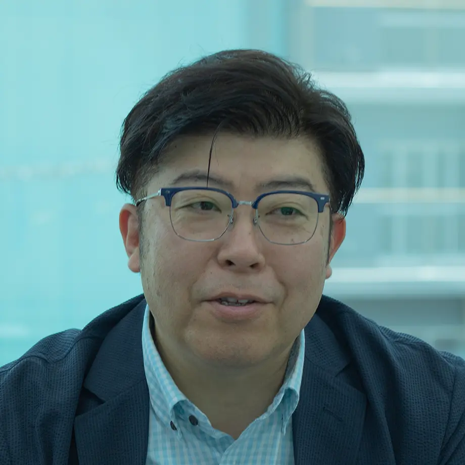 河内 信二郎 氏
